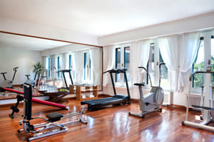 Fitness Center totalmente equipado.